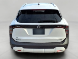 Nissan Kicks SV AWD 2026