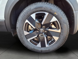 Nissan Kicks SV AWD 2026