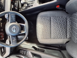 Nissan Kicks SV AWD 2026