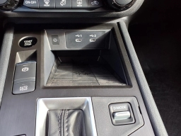 Nissan Kicks SV AWD 2026