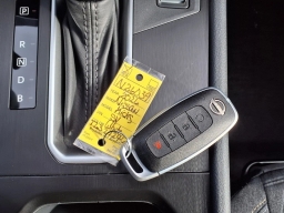 Nissan Kicks SV AWD 2026