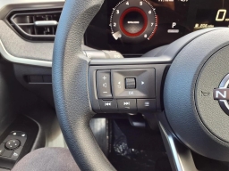 Nissan Kicks SV AWD 2026