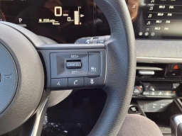 Nissan Kicks SV AWD 2026