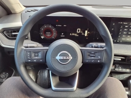 Nissan Kicks SV AWD 2026