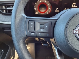 Nissan Kicks SV AWD 2026