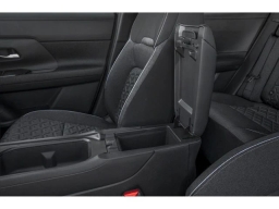 Nissan Kicks SV AWD 2026