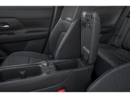 Nissan Kicks SV AWD 2026