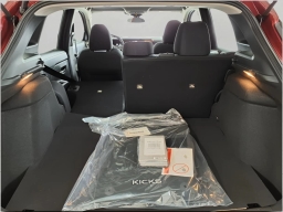 Nissan Kicks SV AWD 2026