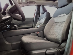 Nissan Kicks SV AWD 2026