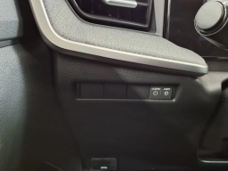 Nissan Kicks SV AWD 2026