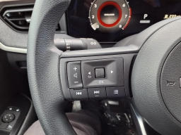 Nissan Kicks SV AWD 2026