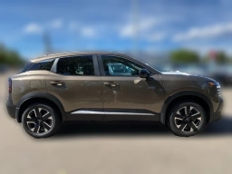 Nissan Kicks SV AWD 2026
