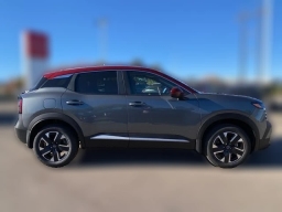 Nissan Kicks SV AWD 2026