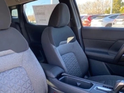 Nissan Kicks SV AWD 2026