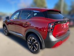 Nissan Kicks SV AWD 2026
