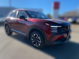 Nissan Kicks SV AWD 2026