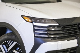 Nissan Kicks SV FWD 2026