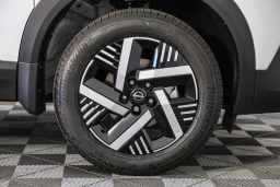 Nissan Kicks SV FWD 2026