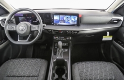 Nissan Kicks SV FWD 2026