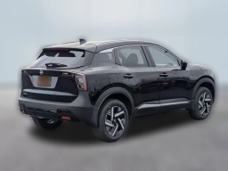 Nissan Kicks SV FWD 2026