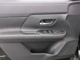 Nissan Kicks SV FWD 2026