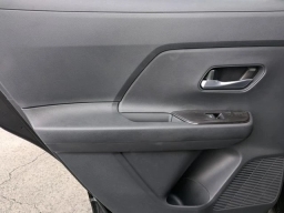 Nissan Kicks SV FWD 2026