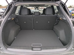 Nissan Kicks SV FWD 2026