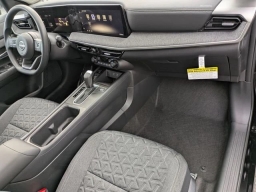 Nissan Kicks SV FWD 2026