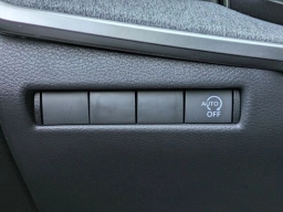 Nissan Kicks SV FWD 2026