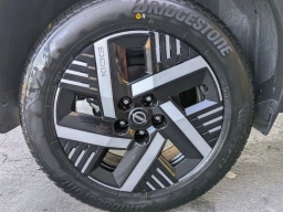 Nissan Kicks SV FWD 2026