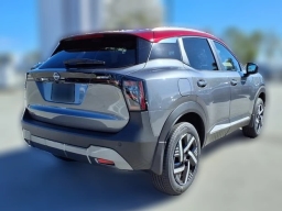 Nissan Kicks SV FWD 2026