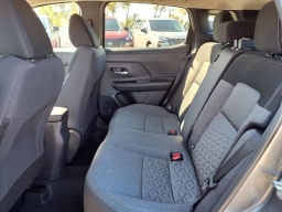 Nissan Kicks SV FWD 2026