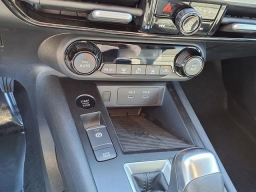 Nissan Kicks SV FWD 2026