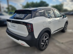 Nissan Kicks SV FWD 2026