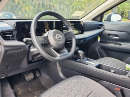 Nissan Kicks SV FWD 2026