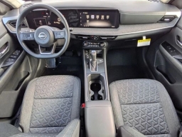 Nissan Kicks SV FWD 2026