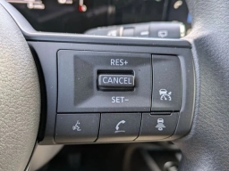 Nissan Kicks SV FWD 2026