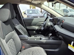 Nissan Kicks SV FWD 2026