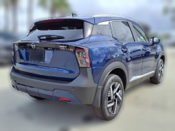 Nissan Kicks SV FWD 2026