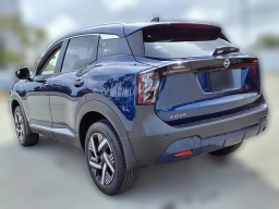 Nissan Kicks SV FWD 2026