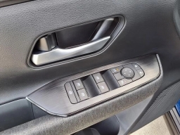 Nissan Kicks SV FWD 2026