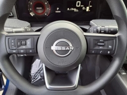 Nissan Kicks SV FWD 2026