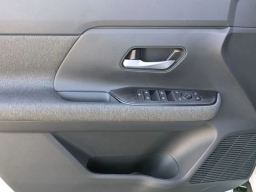 Nissan Kicks SV FWD 2026