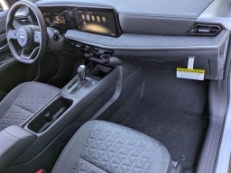 Nissan Kicks SV FWD 2026