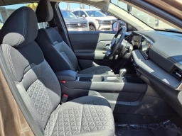 Nissan Kicks SV FWD 2026