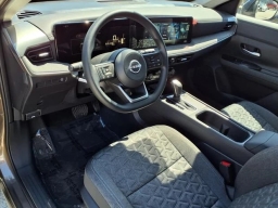 Nissan Kicks SV FWD 2026