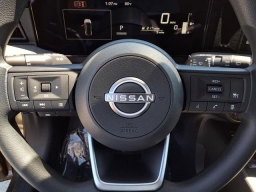 Nissan Kicks SV FWD 2026