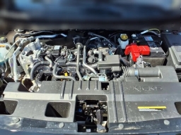 Nissan Kicks SV FWD 2026