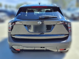 Nissan Kicks SV FWD 2026