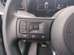 Nissan Kicks SV FWD 2026